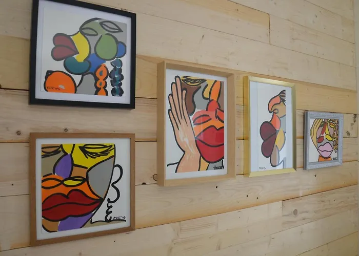 Les Terrasses De L'artiste Bazenville