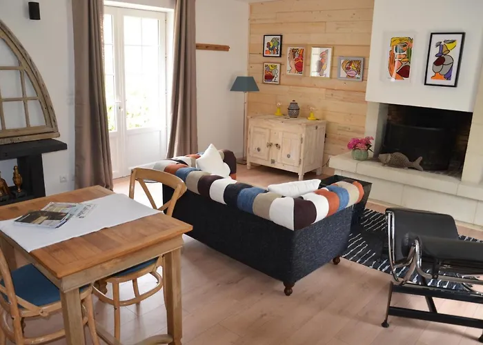 Les Terrasses De L'artiste Apartament Bazenville